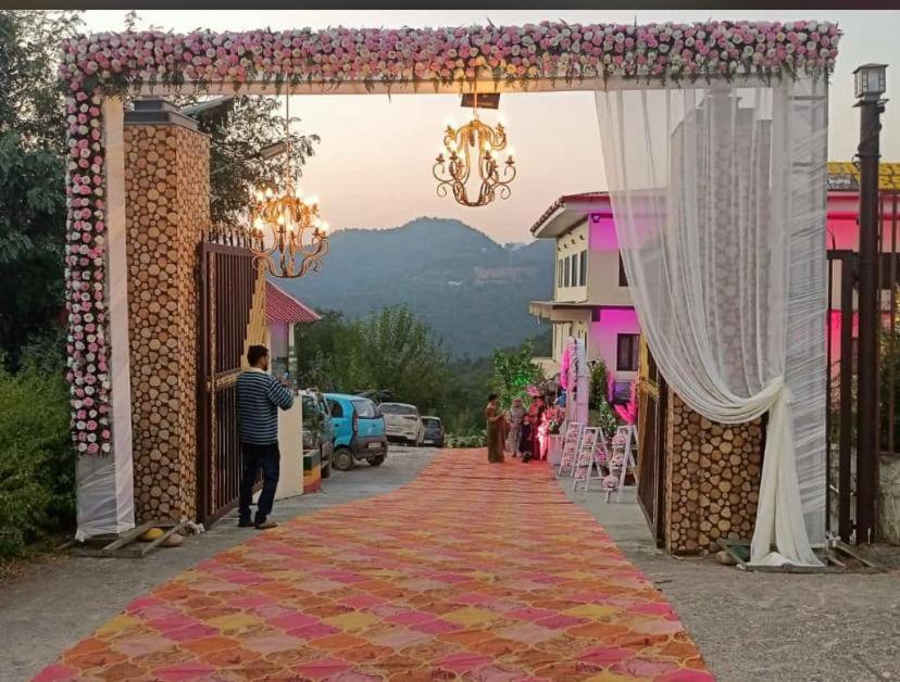 Nakshatra Resort Kunihar 外观 照片