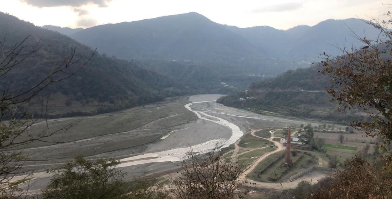 Nakshatra Resort Kunihar 外观 照片