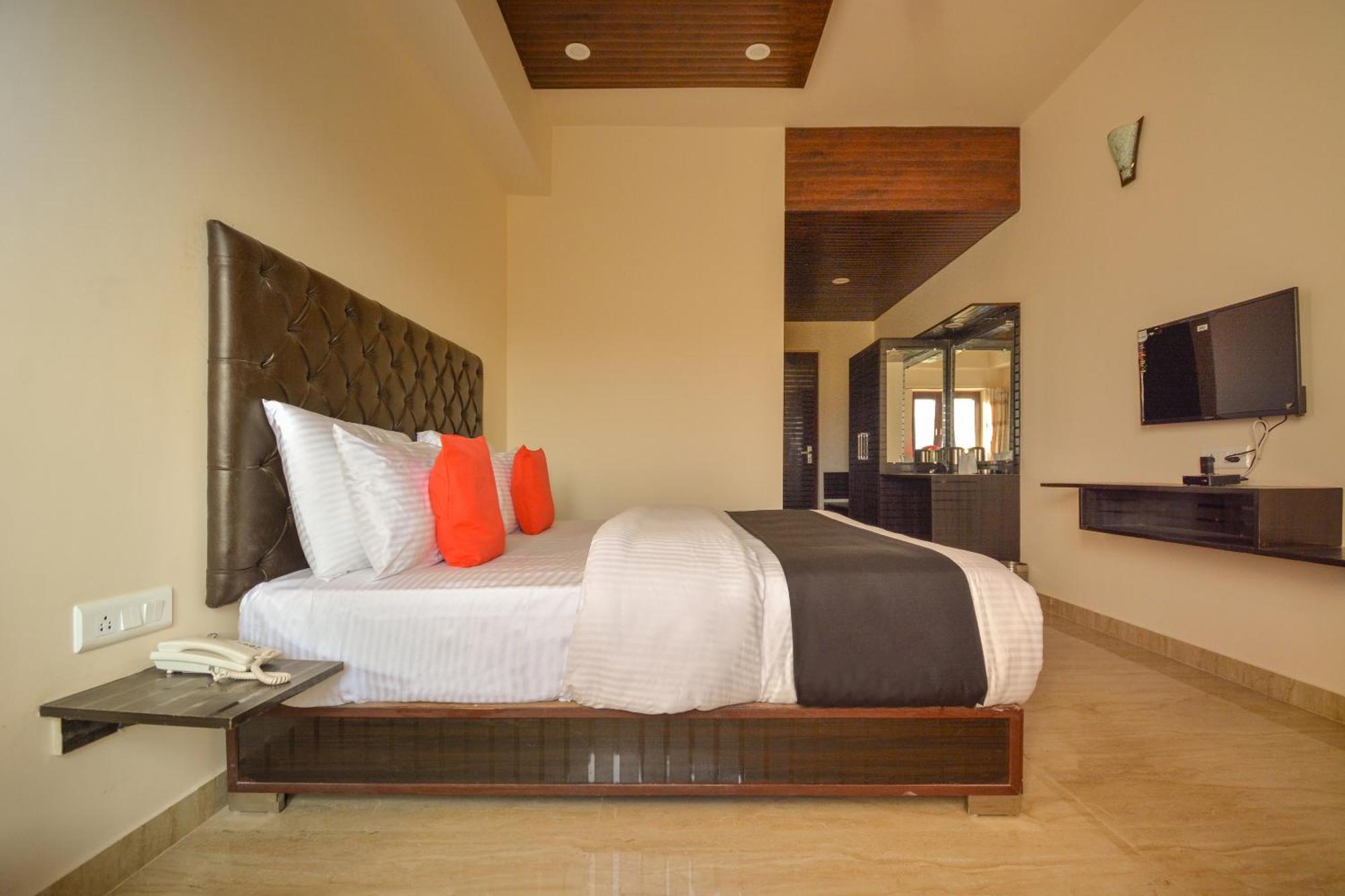 Nakshatra Resort Kunihar 外观 照片