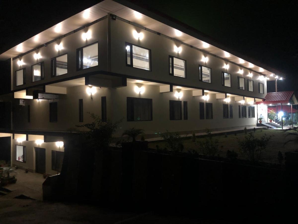 Nakshatra Resort Kunihar 外观 照片